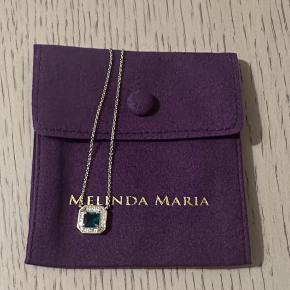MELINDA MARIA The Gatsby Pendant - Picture 4 of 4